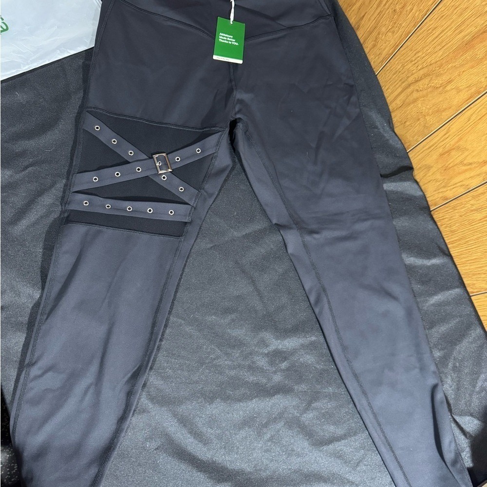 Halara Black High Waisted Buckle Grommet Mesh Detail Leggings XL NWT